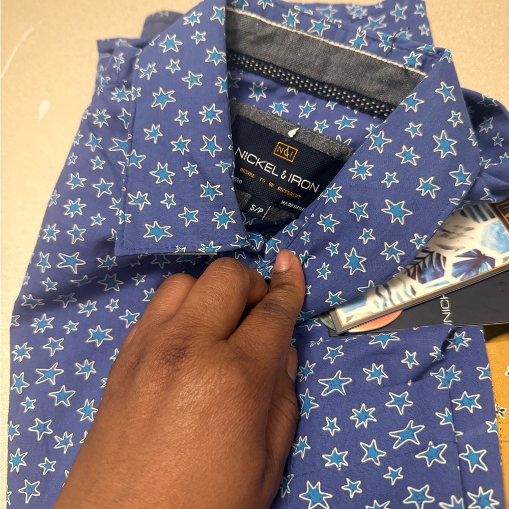 Shirts - Picture 4 of 11